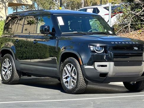 New 2026 Land Rover Defender 110 S image 7