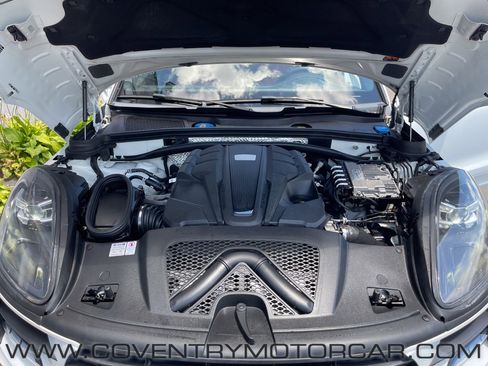 Used 2020 Porsche Macan S image 7