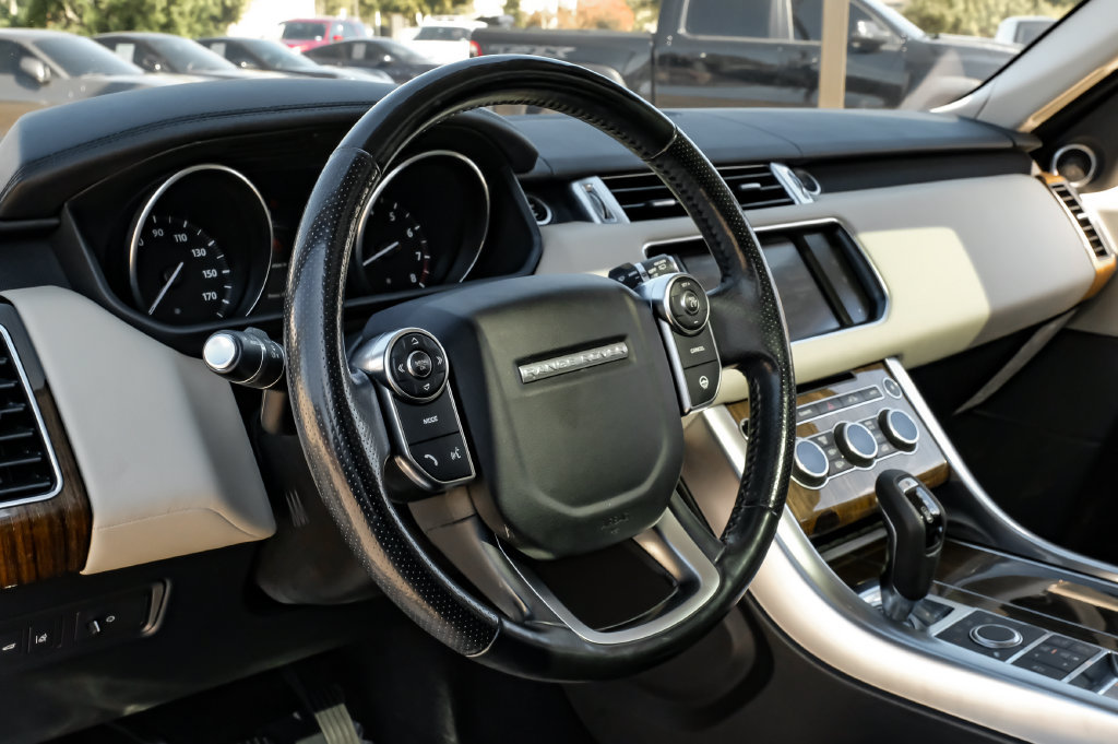 Used 2016 Land Rover Range Rover Sport HSE AWD/4WD image 14