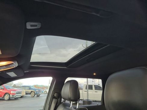 Certified 2019 Jeep Grand Cherokee Altitude image 15