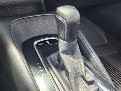 Used 2020 Toyota Corolla SE FWD image 8