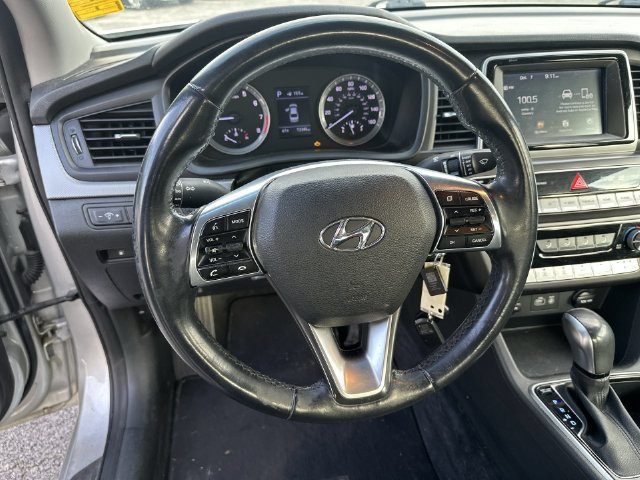 Used 2018 Hyundai Sonata SE FWD image 14