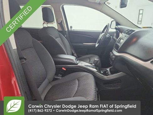 Used 2017 Dodge Journey SE w/ Flexible Seating Group image 22