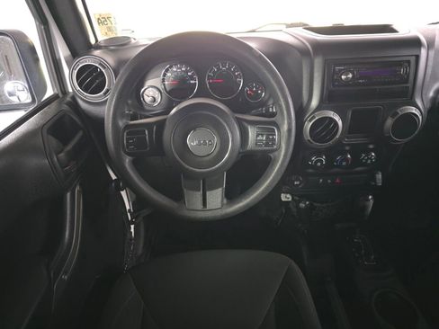 Used 2015 Jeep Wrangler Unlimited Sport image 32
