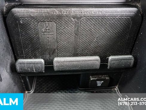 Used 2025 RAM 1500 Laramie AWD/4WD image 44