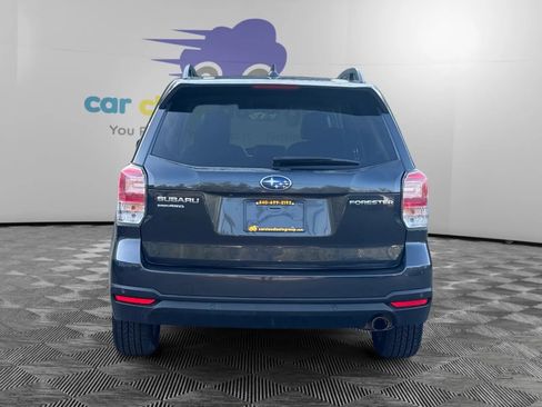 Used 2018 Subaru Forester 2.5i Touring AWD/4WD image 4