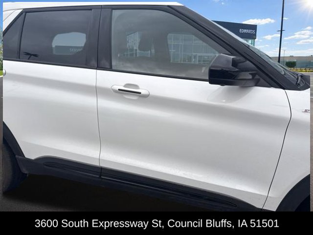 Used 2022 Ford Explorer ST-Line w/ Class IV Trailer Tow Package AWD/4WD image 5