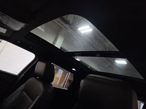 Used 2019 Chevrolet Blazer RS w/ Sun and Wheels Package image 26