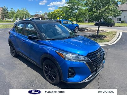 Used 2021 Nissan Kicks SR