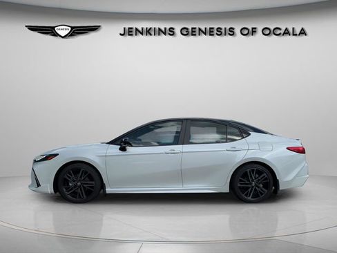 Used 2025 Toyota Camry XSE image 7