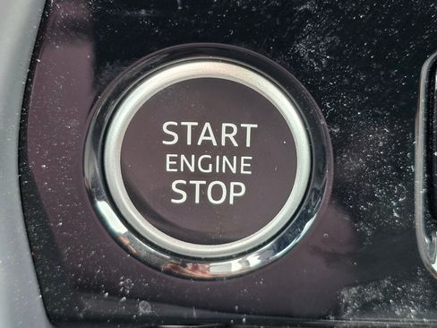 Certified 2025 Audi Q5 Premium w/ Convenience Package image 52