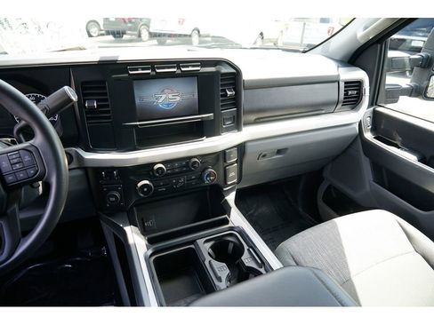 Used 2023 Ford F250 XLT image 20