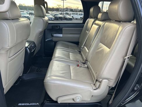 Used 2019 Toyota Sequoia SR5 image 19