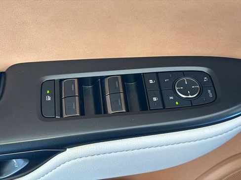 Certified 2026 Lexus RZ 350e 2WD image 13