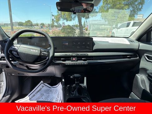 Used 2025 Kia K4 FWD image 12