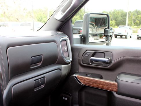 Used 2023 Chevrolet Silverado 3500 High Country image 27