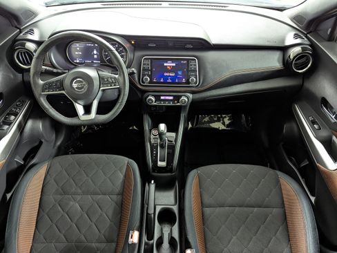 Used 2018 Nissan Kicks SR FWD image 14