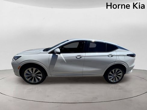 Used 2025 Buick Envista Avenir FWD image 7