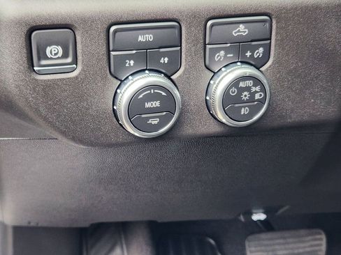 New 2026 GMC Sierra 1500 Elevation AWD/4WD image 23