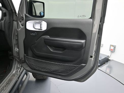 Used 2020 Jeep Wrangler Rubicon image 30