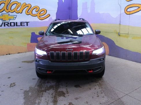 Used 2019 Jeep Cherokee Trailhawk w/ Comfort & Convenience Group image 3