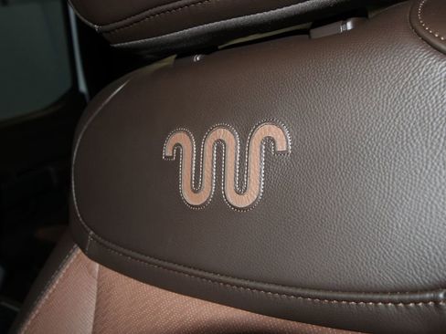 Used 2025 Ford F250 King Ranch w/ Chrome Package image 28