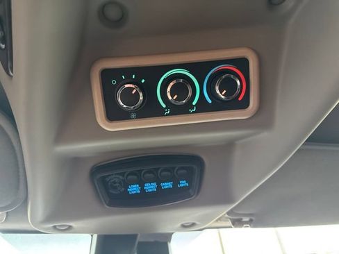 Used 2022 Chevrolet Express 2500 Extended w/ Enhanced Convenience Package RWD image 22
