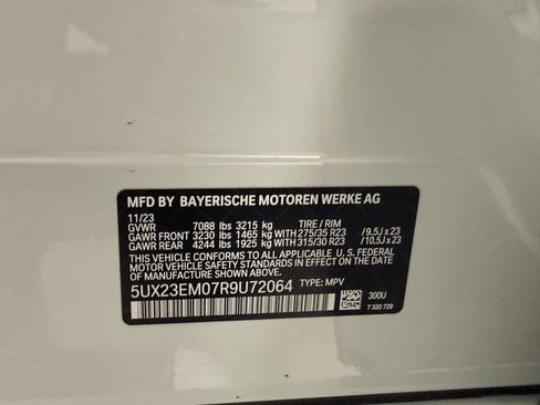 Used 2024 BMW X7 xDrive40i w/ M Sport Package AWD/4WD image 27