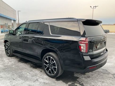 Certified 2024 Chevrolet Suburban RST w/ Luxury Package image 5