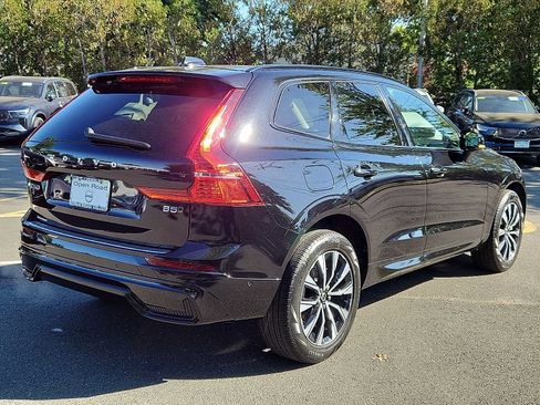 Certified 2024 Volvo XC60 B5 Plus w/ Protection Package Premier AWD/4WD image 6