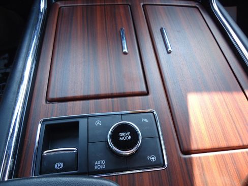 Used 2021 Lincoln Navigator Reserve image 24