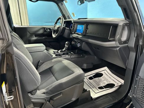 Used 2022 Ford Bronco 2-Door AWD/4WD image 33