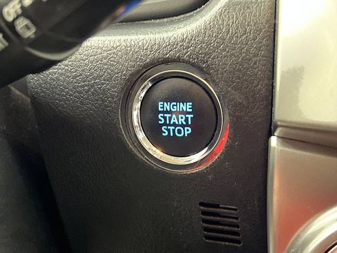 Used 2024 Toyota 4Runner SR5 RWD image 62