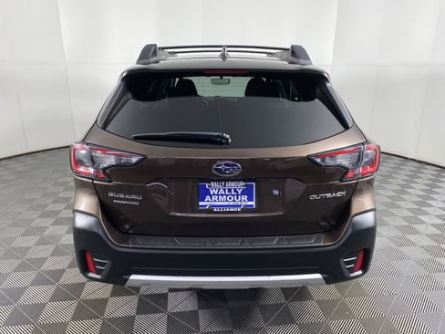 Used 2020 Subaru Outback Limited w/ Popular Package #2 image 10