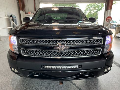 Used 2013 Chevrolet Silverado 1500 LT w/ All-Star Edition AWD/4WD image 2