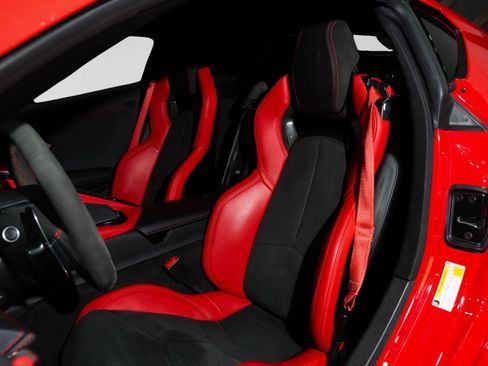 Used 2023 Chevrolet Corvette Stingray Preferred Cpe w/ Z51 Performance Package RWD image 15
