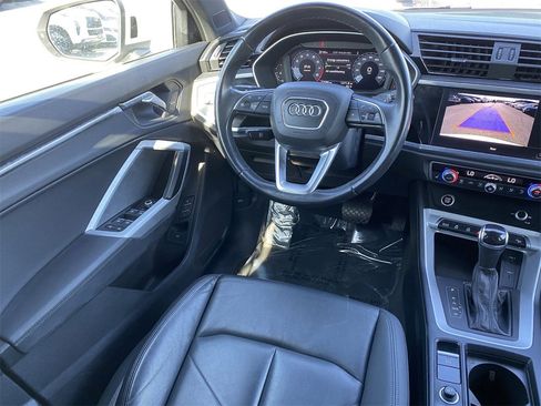 Used 2023 Audi Q3 2.0T Premium image 16