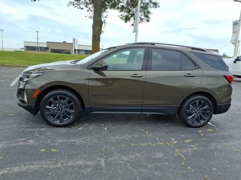 Used 2023 Chevrolet Equinox RS AWD/4WD image 4