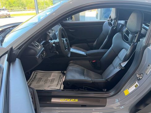 Used 2023 Porsche 718 Cayman GT4 RS RWD image 9
