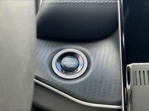 Used 2025 Jeep Grand Cherokee Altitude image 29