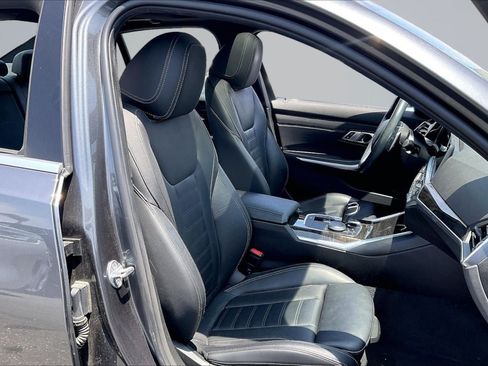 Used 2019 BMW 330i Sedan w/ Premium Package RWD image 7