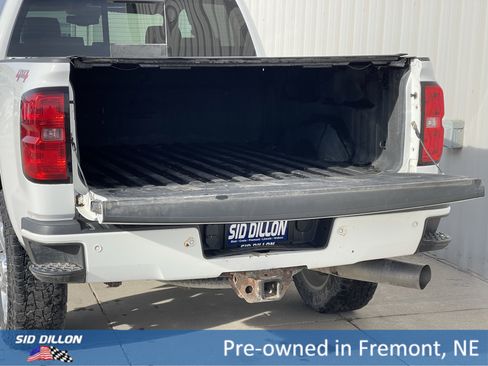 Used 2015 Chevrolet Silverado 2500 High Country w/ Duramax Plus Package image 7