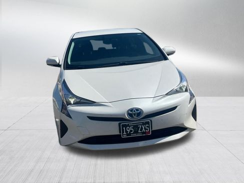 Certified 2016 Toyota Prius Two FWD image 2