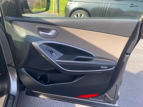 Used 2018 Hyundai Santa Fe Sport image 27