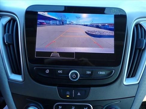 Used 2025 Chevrolet Malibu LT image 16