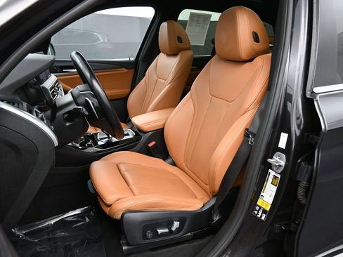 Used 2022 BMW X3 xDrive30i w/ Premium Package w/ZPA AWD/4WD image 19