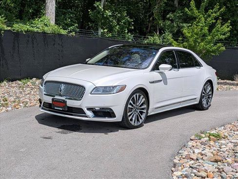 Used 2018 Lincoln Continental Reserve AWD/4WD image 1