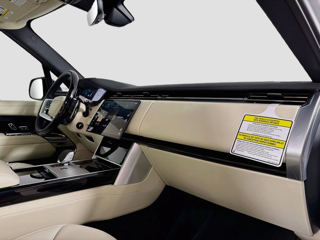 New 2026 Land Rover Range Rover SE AWD/4WD image 31