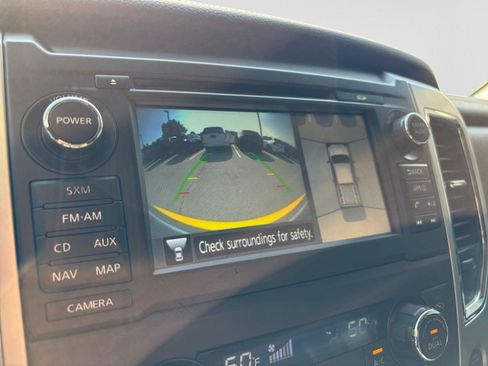 Used 2018 Nissan Titan PRO-4X w/ Pro-4x Convenience Package AWD/4WD image 24