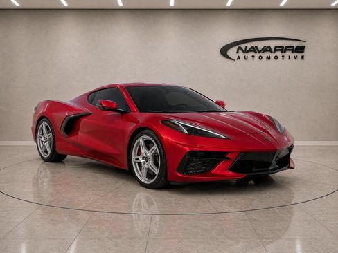 Used 2025 Chevrolet Corvette Stingray Preferred Cpe w/ 2LT RWD image 9